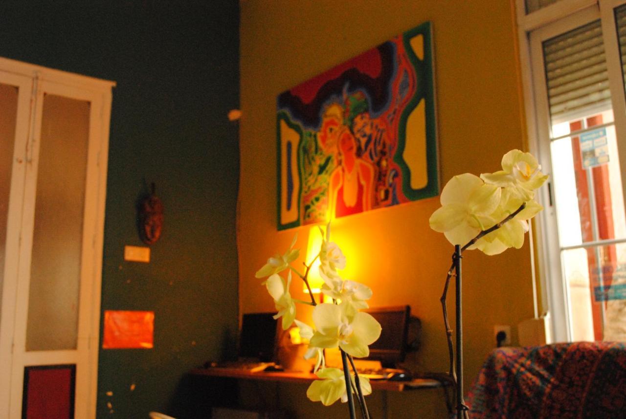 Casa Babylon Backpakers Hostel Málaga Extérieur photo