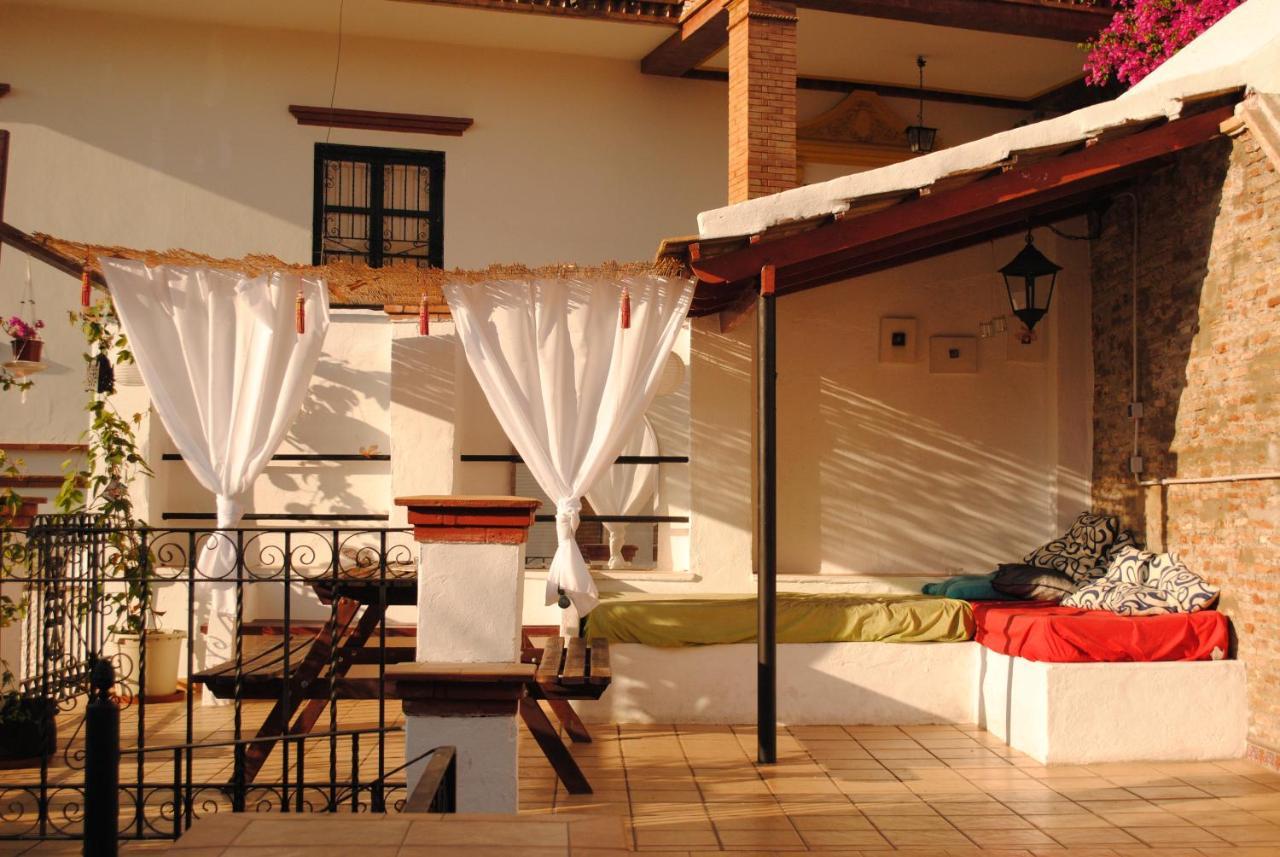 Casa Babylon Backpakers Hostel Málaga Extérieur photo