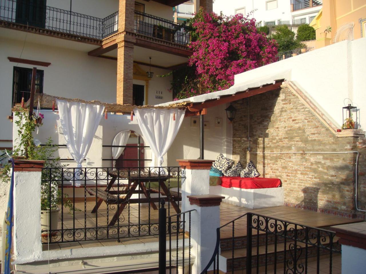 Casa Babylon Backpakers Hostel Málaga Extérieur photo