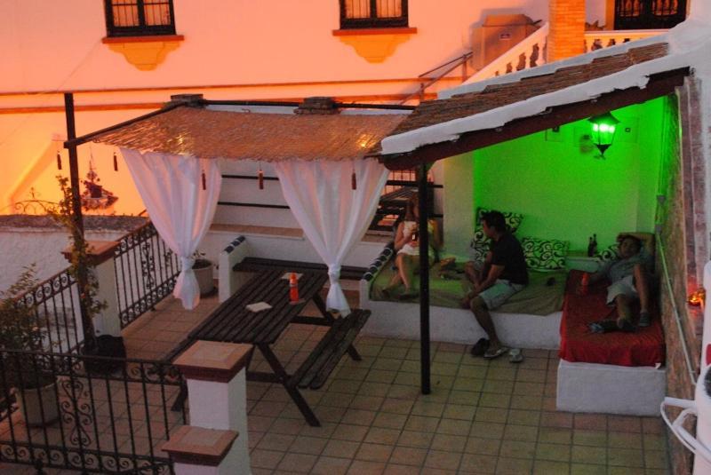 Casa Babylon Backpakers Hostel Málaga Extérieur photo