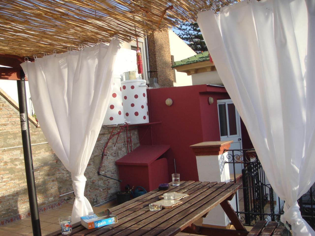 Casa Babylon Backpakers Hostel Málaga Extérieur photo