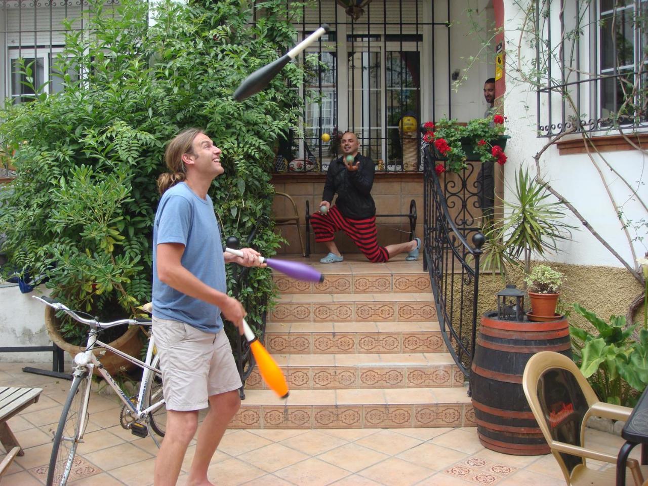 Casa Babylon Backpakers Hostel Málaga Extérieur photo
